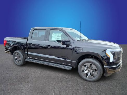 New 2023 Ford F150 Lightning Lariat image 2
