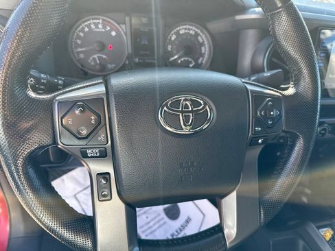Used 2016 Toyota Tacoma TRD Sport w/ Towing Package AWD/4WD image 24