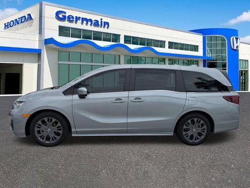 Certified 2025 Honda Odyssey Touring image 8
