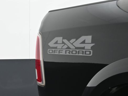 Used 2018 RAM 2500 Laramie w/ Off Road Package image 47