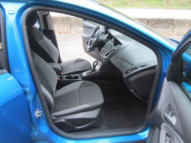 Used 2013 Ford Focus SE FWD image 7