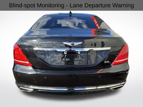 Used 2018 Genesis G90 5.0 Ultimate image 8