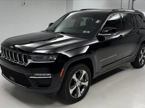 Certified 2023 Jeep Grand Cherokee Limited AWD/4WD image 1