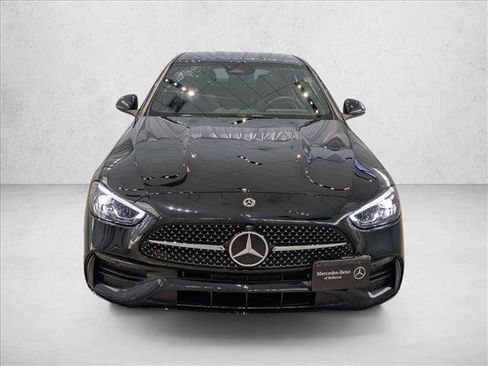 Used 2025 Mercedes-Benz C 300 4MATIC Sedan image 2