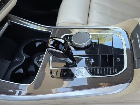 Used 2022 BMW X5 sDrive40i image 14