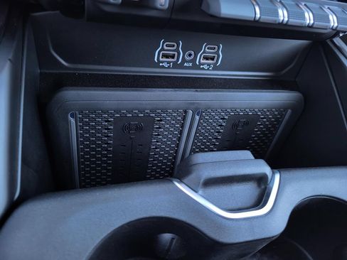 Used 2025 RAM 2500 Laramie w/ Sport Appearance Package AWD/4WD image 30