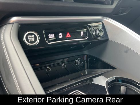 Used 2025 Audi Q5 Premium Plus w/ Premium Plus AWD/4WD image 17