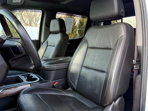 Used 2020 Chevrolet Silverado 1500 LT Trail Boss image 13