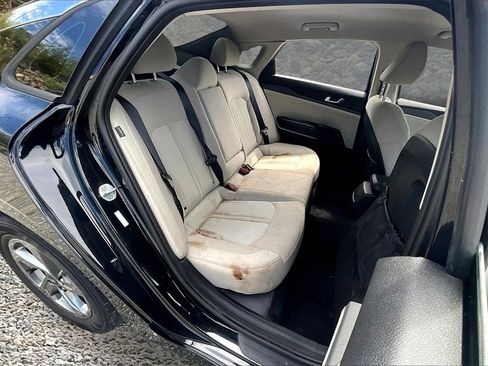 Used 2021 Kia K5 LXS image 25