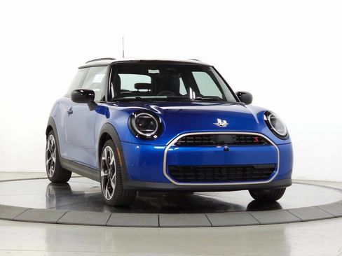 New 2025 MINI Cooper S image 1