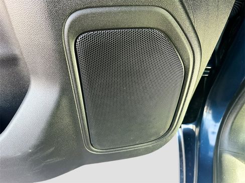 Used 2022 Chevrolet Silverado 1500 Custom image 18