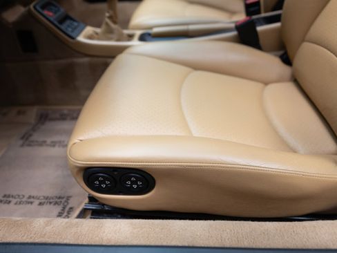 Used 1995 Porsche 911 Carrera image 40