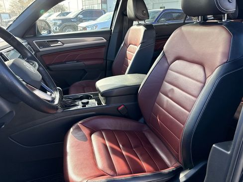 Used 2023 Volkswagen Atlas Cross Sport SEL Premium R-Line image 17