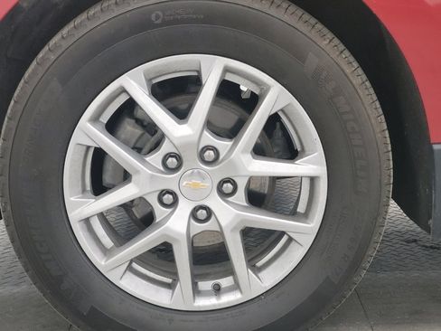 Used 2024 Chevrolet Equinox LT FWD image 31
