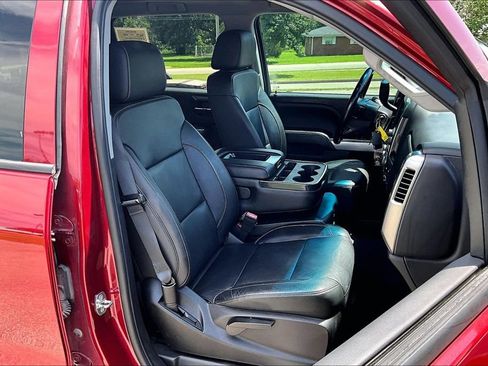 Used 2018 Chevrolet Silverado 1500 LT w/ Texas Edition AWD/4WD image 7