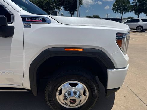 Used 2023 GMC Sierra 3500 Denali w/ Denali Ultimate Package AWD/4WD image 4