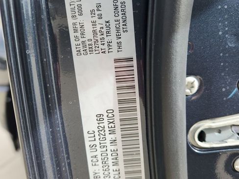 New 2026 RAM 2500 Big Horn AWD/4WD image 10