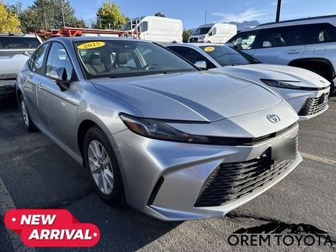 Used 2026 Toyota Camry LE FWD image 11