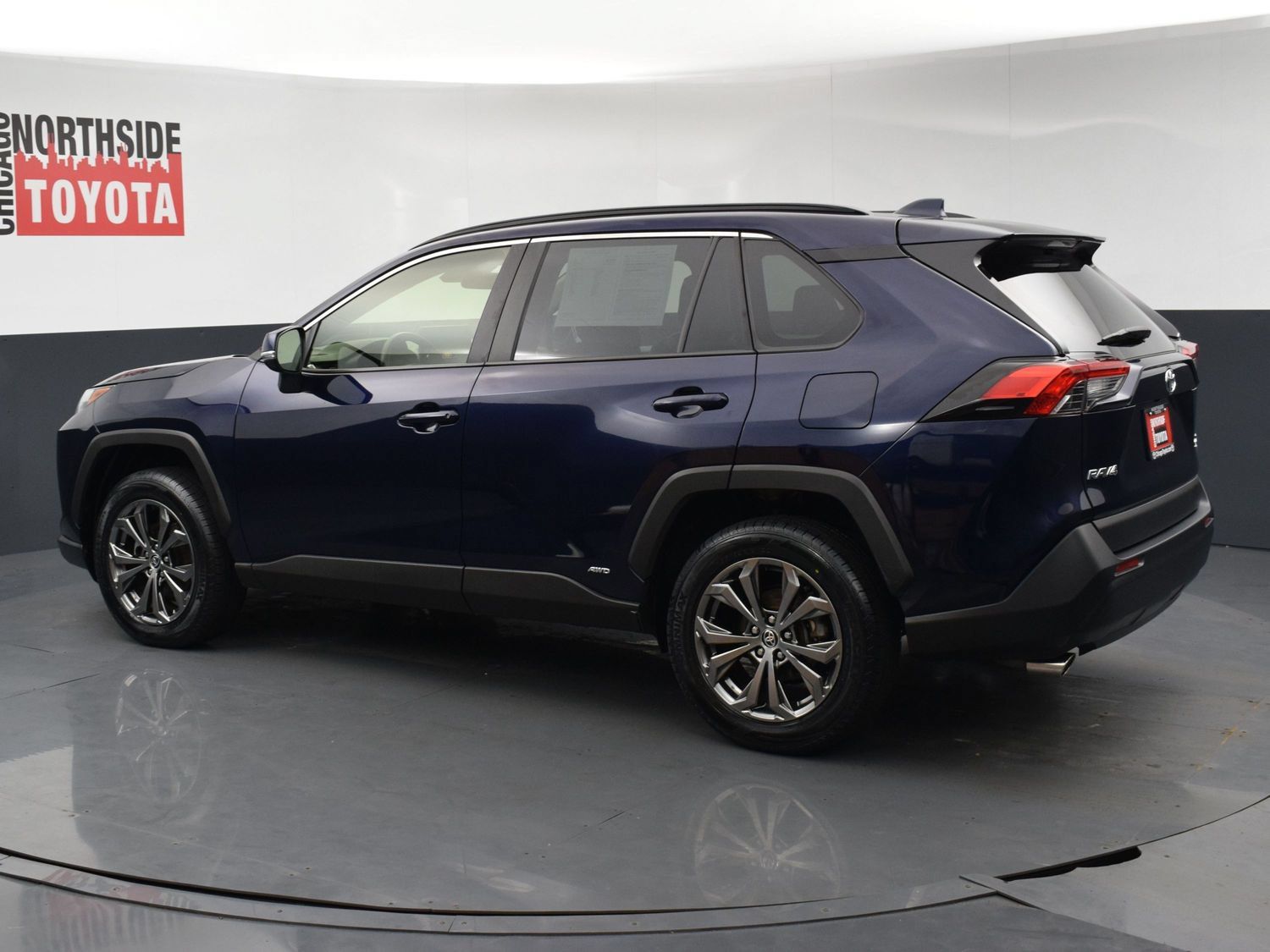 Used 2023 Toyota RAV4 XLE Premium AWD/4WD image 2