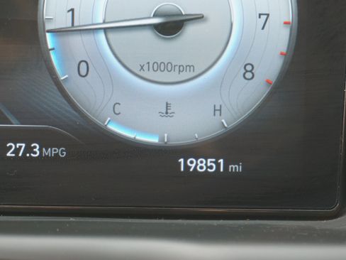 Used 2024 Hyundai Tucson SE AWD/4WD image 8