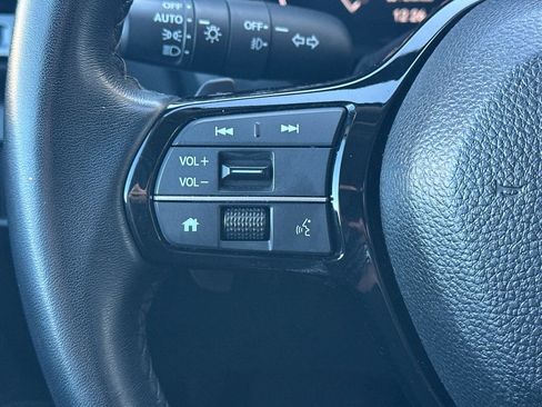 Used 2025 Honda Pilot EX-L image 29