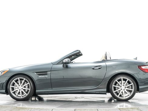 Used 2015 Mercedes-Benz SLK 55 AMG image 6