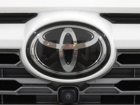 Used 2019 Toyota RAV4 Limited w/ Advanced Technology Package FWD image 35