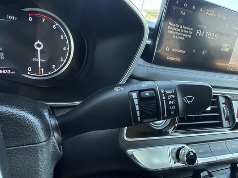 Used 2023 Genesis G70 2.0T RWD image 27