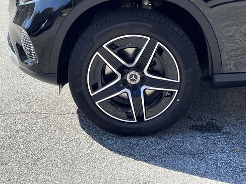 New 2026 Mercedes-Benz GLC 300 image 16