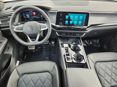 New 2026 Volkswagen Atlas Cross Sport SEL Premium R-Line AWD/4WD image 16