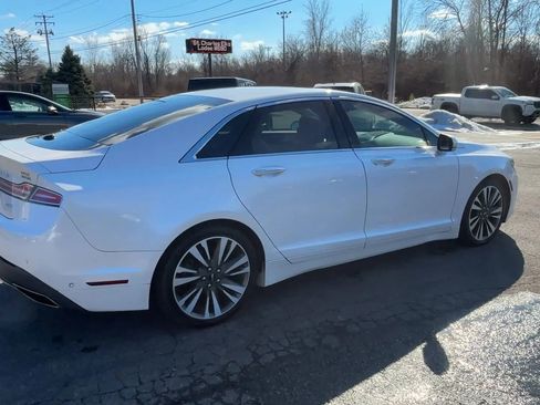 Used 2019 Lincoln MKZ Reserve FWD image 8