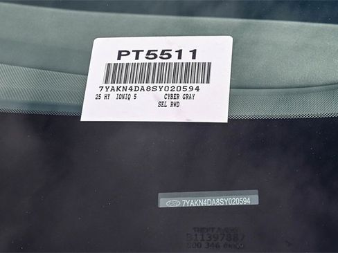 Certified 2025 Hyundai Ioniq 5 SEL image 30