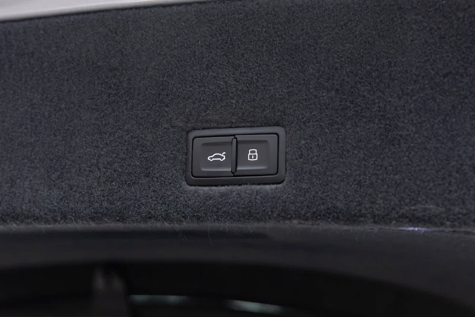 Used 2024 Lamborghini Urus S AWD/4WD image 43
