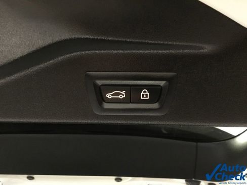 Used 2019 BMW X5 xDrive40i w/ M Sport Package image 13