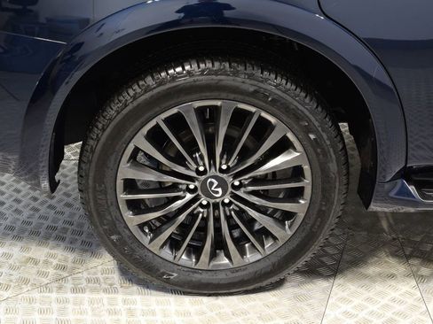 Used 2023 INFINITI QX80 Sensory w/ All-Season Package AWD/4WD image 42