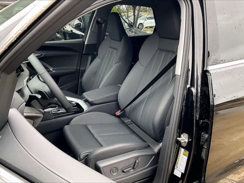 New 2025 Audi Q5 Premium Plus image 9