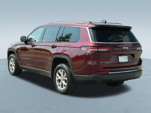 Used 2022 Jeep Grand Cherokee L Limited AWD/4WD image 6