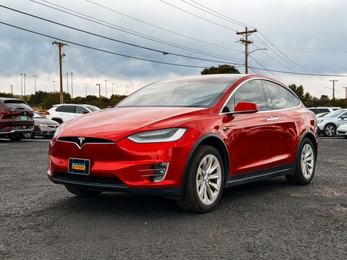 Used 2021 Tesla Model X Long Range AWD/4WD image 1