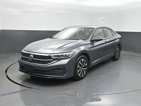 Used 2023 Volkswagen Jetta S FWD image 2
