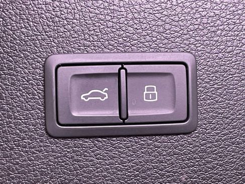 Used 2023 Audi Q5 2.0T Premium Plus w/ Premium Plus Package image 21