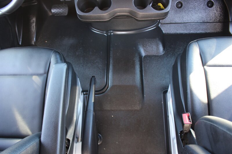 Used 2025 Mercedes-Benz Sprinter 2500 image 20