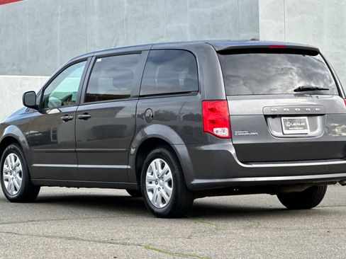 Used 2017 Dodge Grand Caravan SE w/ Power Window Group image 7