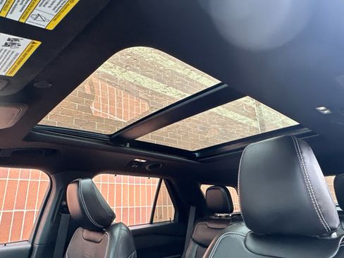 Used 2023 Ford Explorer ST w/ Equipment Group 401A image 25