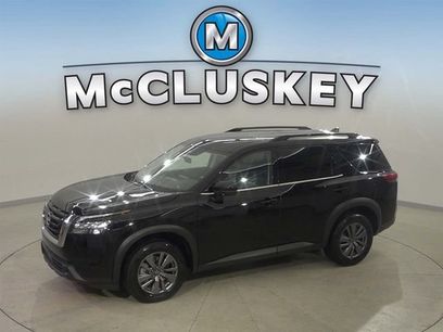 Used 2025 Nissan Pathfinder SV