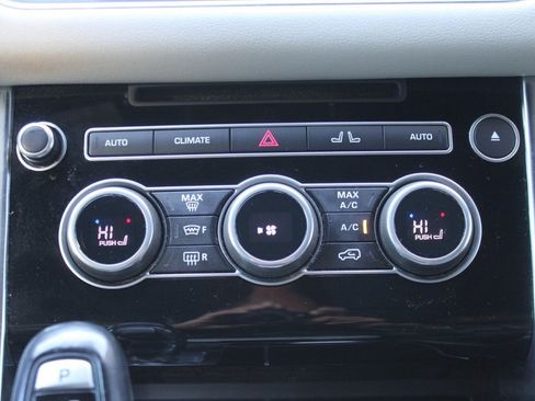 Used 2016 Land Rover Range Rover Sport HSE image 29