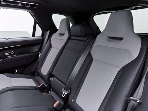 Used 2025 Land Rover Range Rover Sport SV Edition Two AWD/4WD image 69