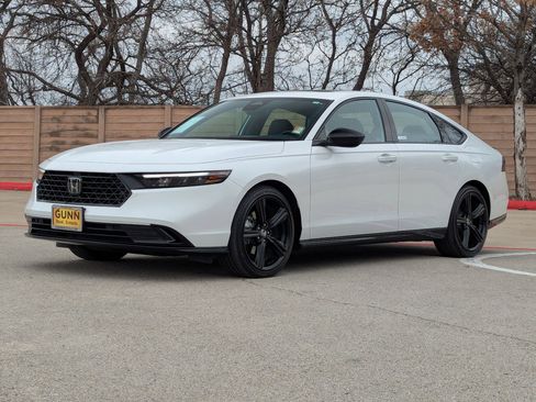 Certified 2025 Honda Accord Sport image 8