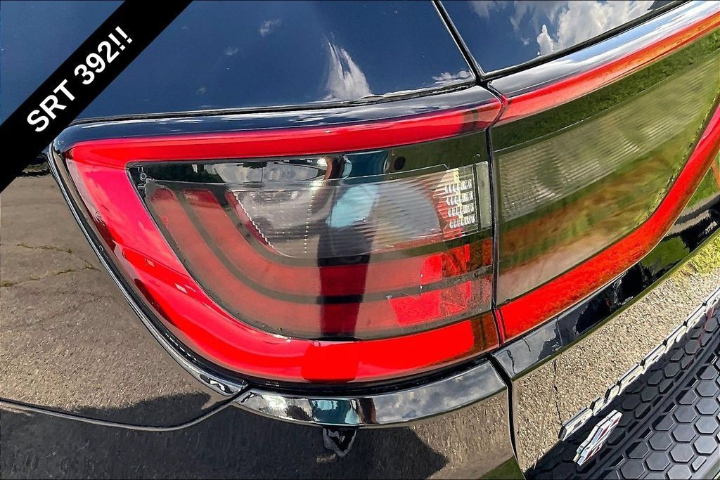 Used 2021 Dodge Durango SRT w/ Technology Group AWD/4WD image 30