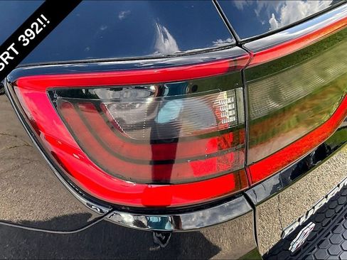 Used 2021 Dodge Durango SRT w/ Technology Group AWD/4WD image 30