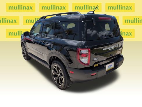 New 2026 Ford Bronco Sport Outer Banks w/ Outer Banks Tech Package+ AWD/4WD image 9